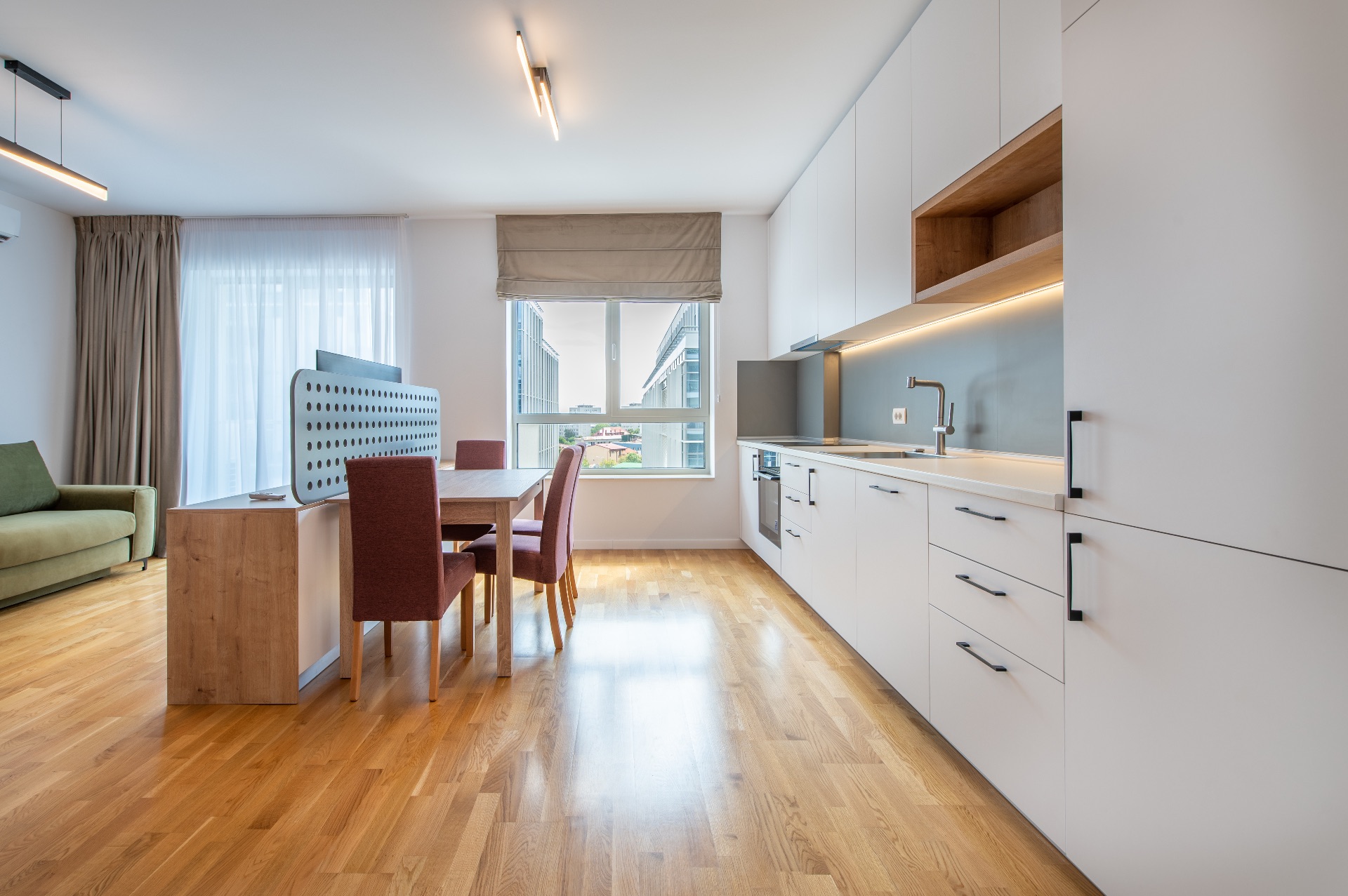 Apartament 2 camere cu birou LUXURIA Residence | Prima Închiriere